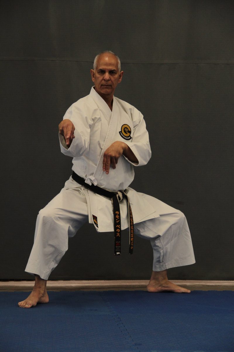Sensei Ramón Veras en shiko dachi